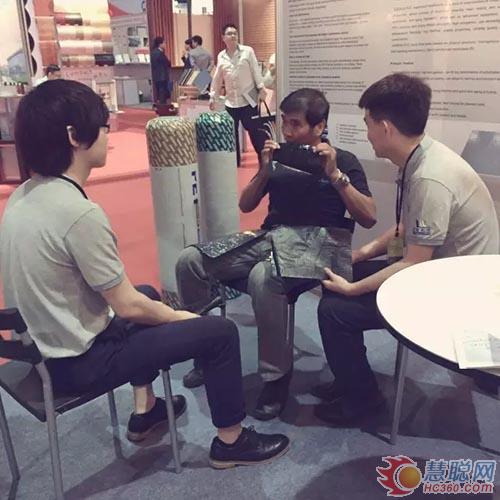 已成单客户咨询卓宝科技CLF交叉层压膜自粘防水卷材