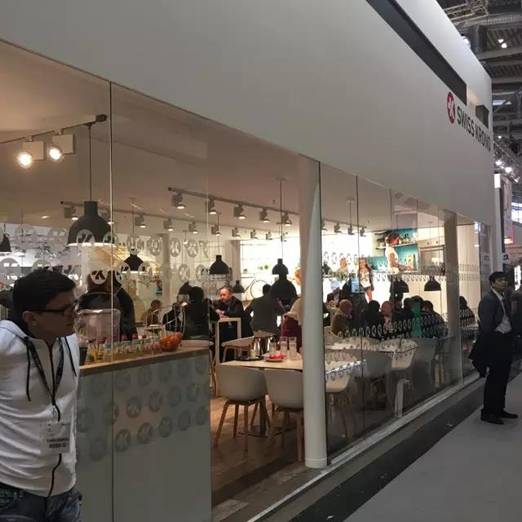 卢森地板绽放2017德国慕尼黑国际建筑建材展(图4) 卢森地板绽放2017德国慕尼黑国际建筑建材展览会,卢森地板绽放2017德国慕尼黑国际建筑建材展览会
