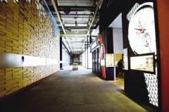 百年巴塞尔钟表展:“瑞士制造”面临艰难迭代