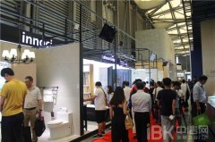 艺耐闪耀上海展|重新定义瓷卫空间